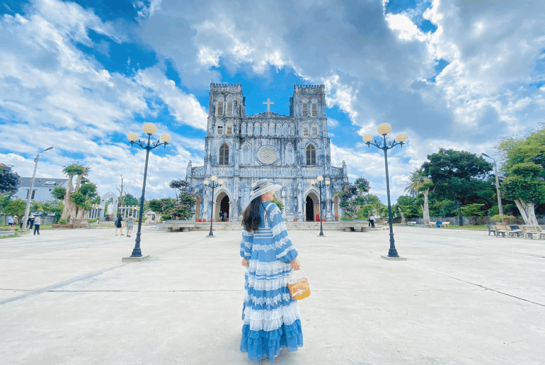 Nhà thờ Mằng Lăng Phú Yên - Dấu ấn kiến trúc cổ Châu Âu độc đáo
