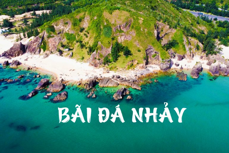 Bãi biển Đá Nhảy Quảng Bình - Tuyệt Tác Điêu Khắc Của Biển