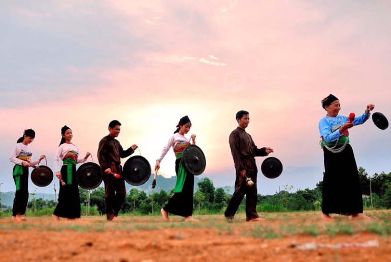 Lễ hội pồn Pôông Thanh Hóa - Tín ngưỡng dân tộc Việt Nam