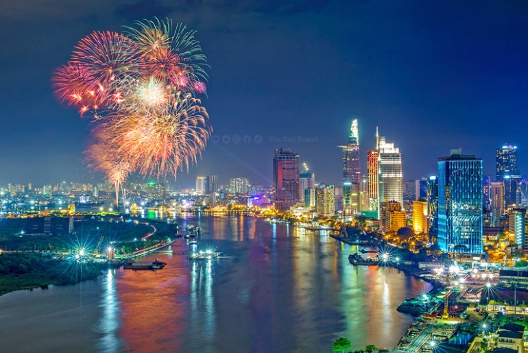 Lễ Hội Sông Nước TP.HCM – Khi Dòng Sài Gòn Trở Thành Sân Khấu Lớn Nhất Miền Nam
