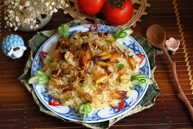 Thưởng thức món đặc sản Xôi Cá Rô ngon nứt tiếng tại Nam Định