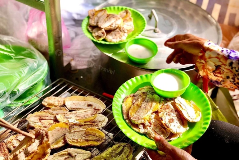 Chuối Đập Nước Cốt Dừa – Món Ngon Tuổi Thơ