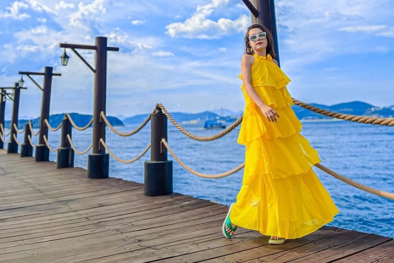 Hòn Tằm – Khám Phá Đảo Ngọc Xanh Thơ Mộng Của Nha Trang