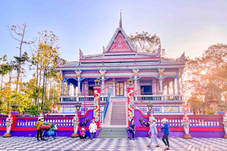 Tour du lịch hành hương 10 chùa miền tây 2 ngày 1 đêm