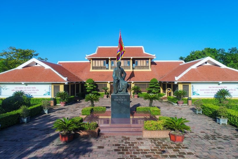 Tour du lịch Quảng Bình – Hà Tĩnh – Nghệ An 4 ngày 3 đêm - Quê Bác Hồ