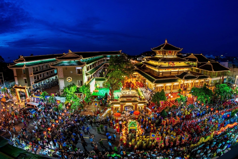 Tour du lịch Hành Hương Miếu Bà Châu Đốc - Núi Cấm 1 ngày 1 đêm