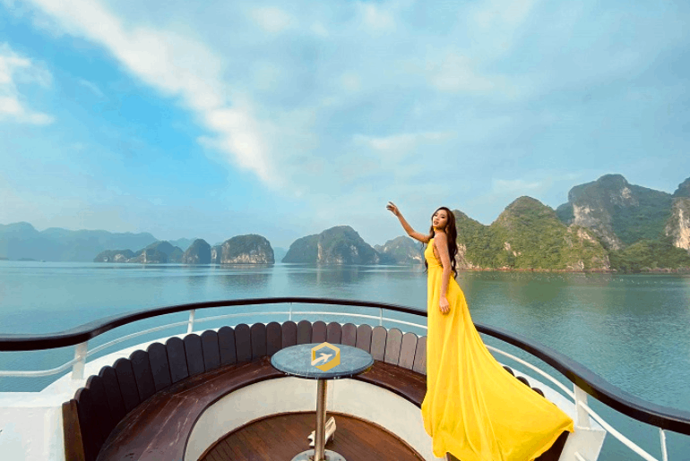Hạ Long I Tour du lịch Hạ Long 1 ngày – Di Sản Thiên Nhiên Thế Giới