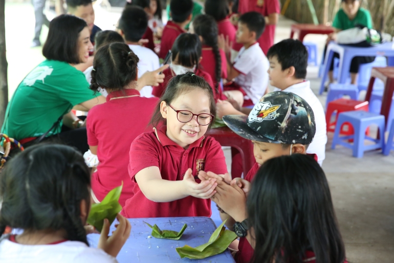 Tour Hướng Nghiệp Học Sinh Nông Trại Rồng 1 Ngày - Dragon Farm Quận 9